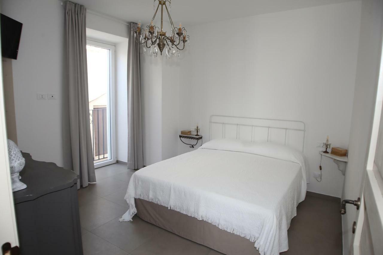 Don Alfredo Bed & Breakfast Taranto Ngoại thất bức ảnh